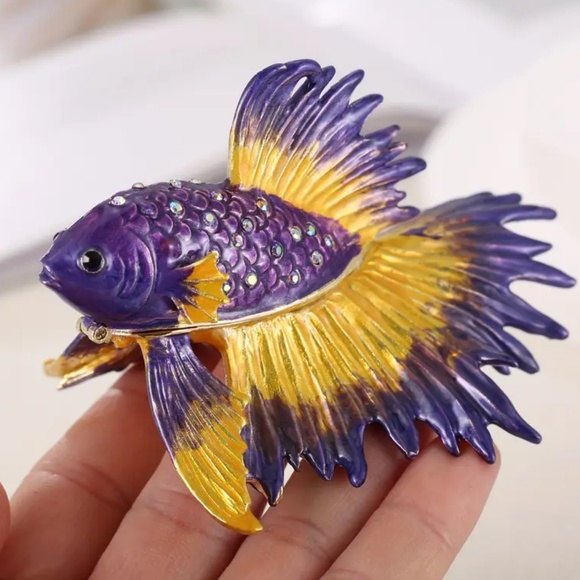 NIB! Gorgeous Purple and Yellow Beta Fish Trinket Box with Satin Lined G… - Picture 2 of 6
